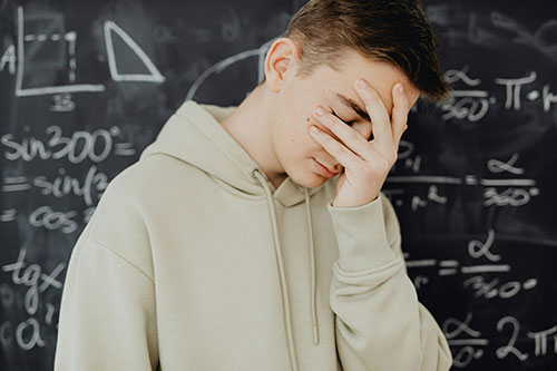 Avaliação Psicológica para habilidades específicas pode ajudar a identificar pontos fortes ou áreas que precisam ser desenvolvidas.
